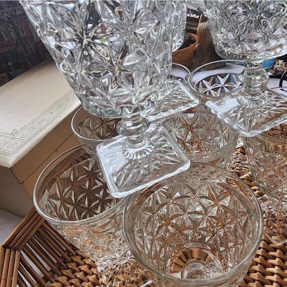 Vtg. Set Of 10 Discontinued Imperial Mt. Vernon Water Goblets Square Base - Picture 8 of 12